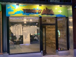 enseigne-enseignelumineuse-terredaka-lesdeuxalpes-stationdeski-pubgresivaudan